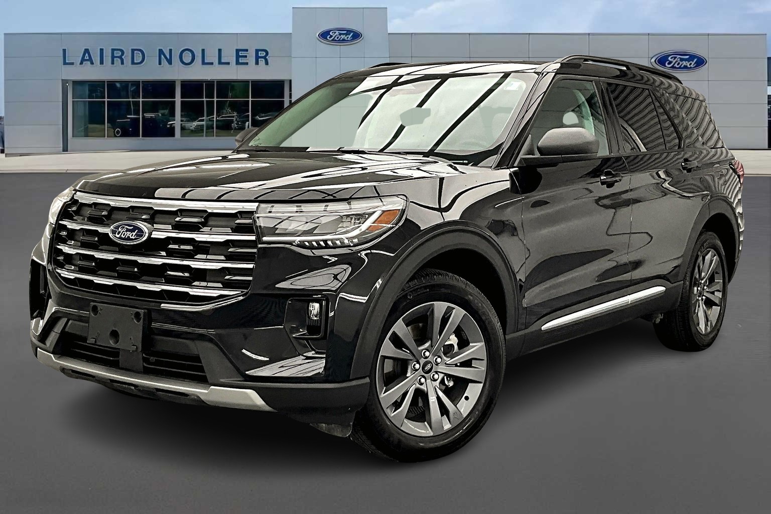 New 2025 Ford Explorer Active 4D Sport Utility in Lawrence